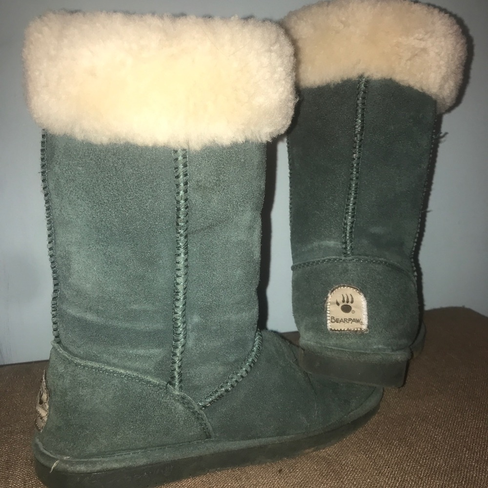 Camo- green + beige fur Bearpaw boots